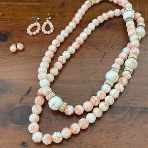 20” coral bead necklace with 2 pairs of post earrings